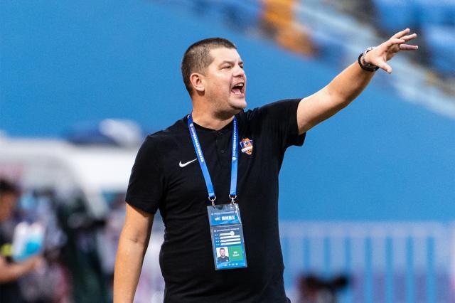 开云体育下载网址-梅州让2追3扫去进球荒 里斯蒂奇：针对性训练有效